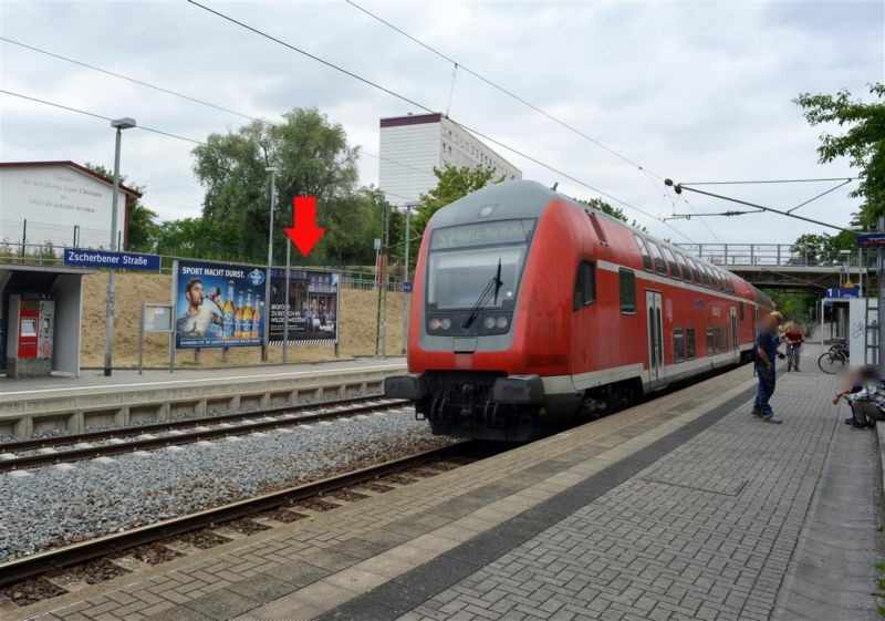 S-Bf Zscherbener Str., Bstg., Gleis 2, 1. Sto.