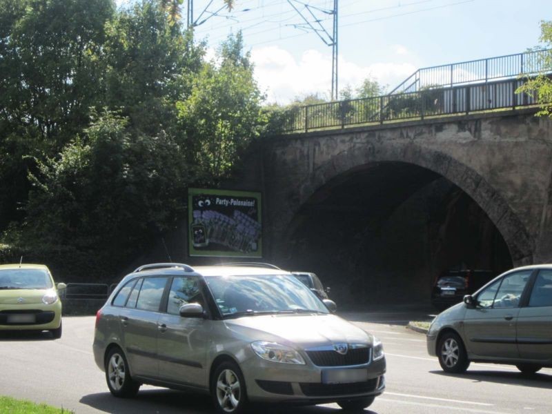 Dessauer Str Ufg. Nh. Akazienstr. (B185)