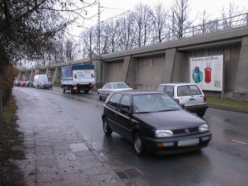 Am Eisenbahndamm, 2. Sto.