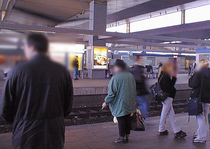 Hbf, Bstg., Gl. 12, 1. Sto.