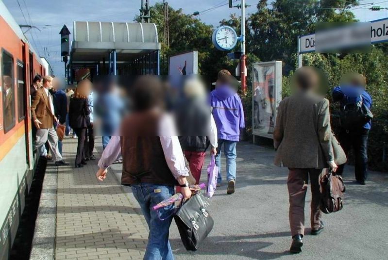 S-Bf Reisholz, Bstg., Gleis 4