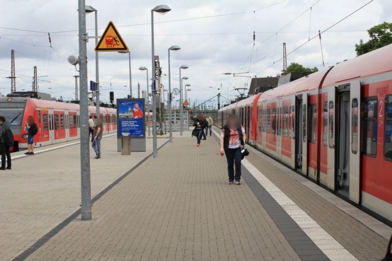 S-Bf Derendorf, Si. Eingang