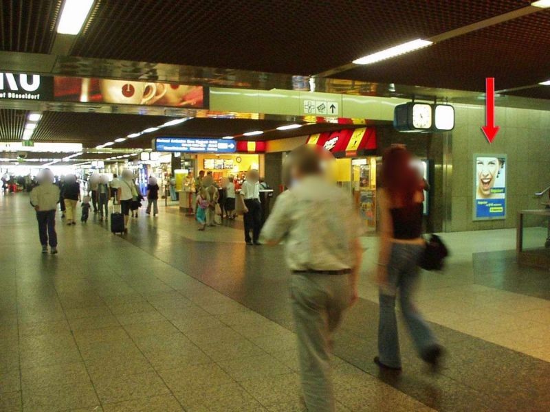 Hbf, Haupttunnel, Zugang Bstg., Gl. 9/10, Nord