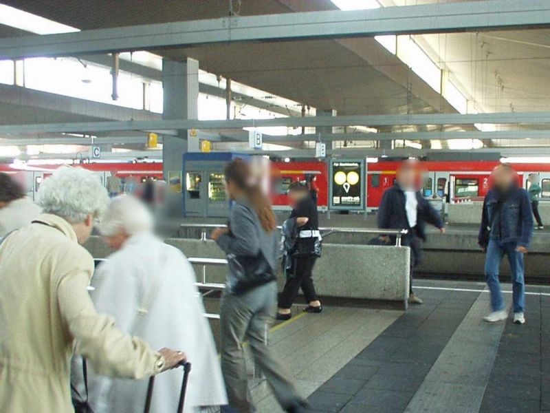 Hbf, Bstg., Gl. 14, 2. Sto.