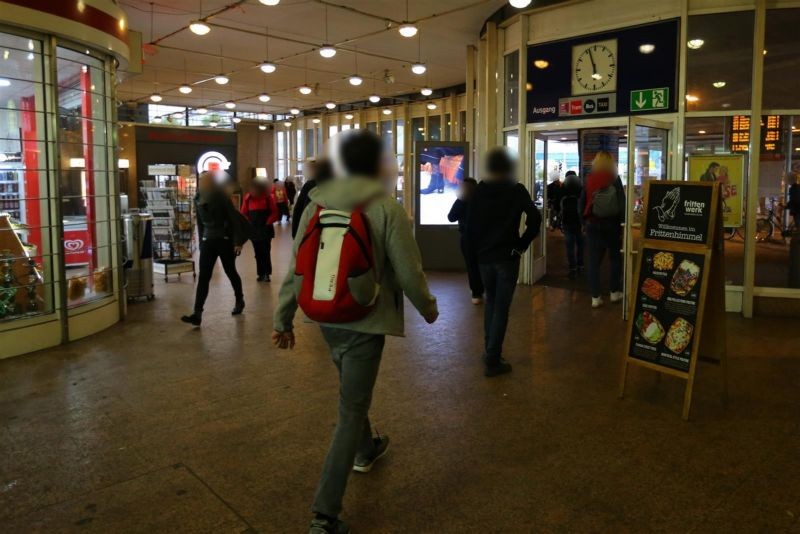 S-Bf Bilk,Empfangshalle,Seite aus Ri. S-Bstg.