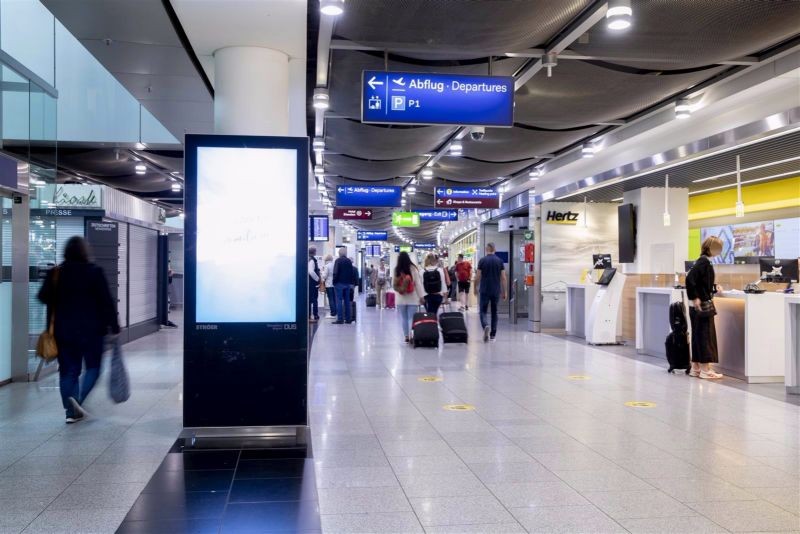 DUS_B103; Düsseldorf Airport SV