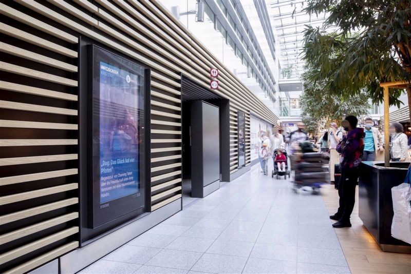 DUS_B134; Düsseldorf Airport SV