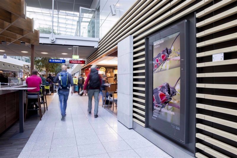 DUS_B130; Düsseldorf Airport SV