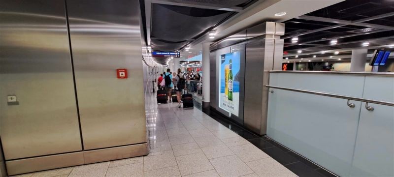 FH DUS Gepäckausg. E0 Fläche 25 ID 409