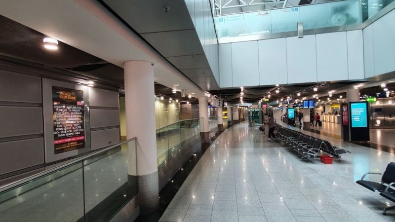 FH DUS Terminal Ankunft E0 Fläche 42 ID 138