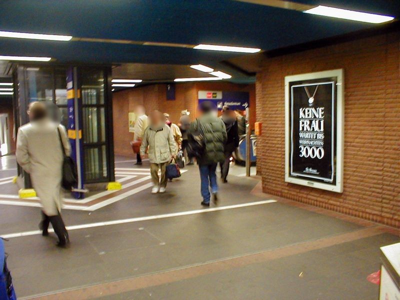 Hbf, Fussg.-Ufg., Ri. Gleis 1 re., 1.Sto.
