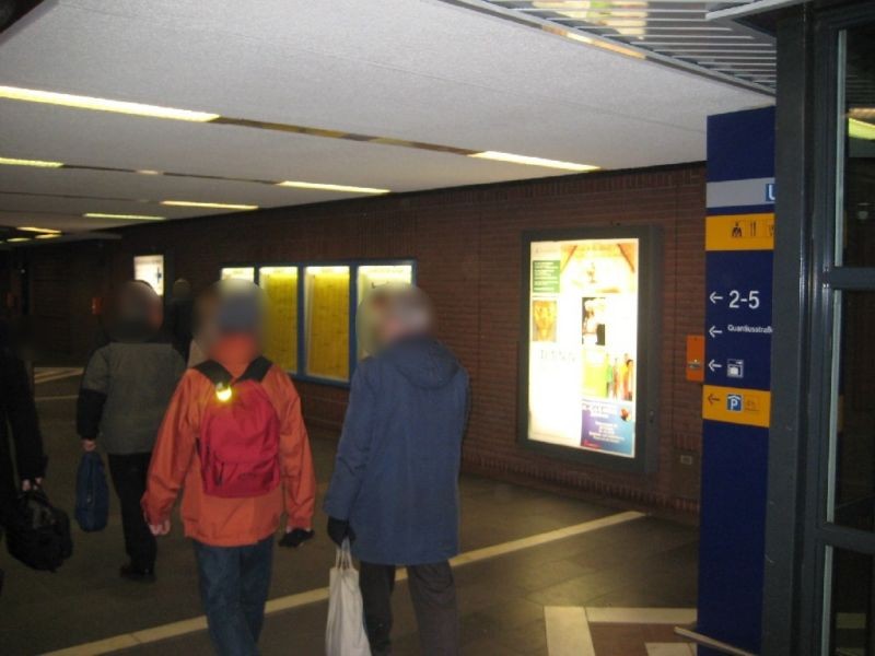 Hbf, Fussg.-Ufg., Ri. Gleis 1 li., 2.Sto.
