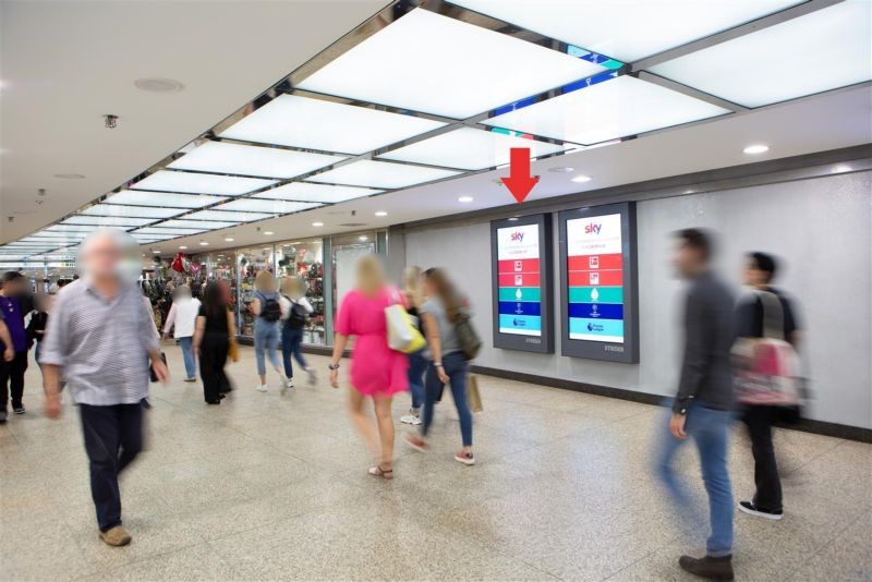 U-Bf Neumarkt, Passage Abg. zu U-Bahn 1