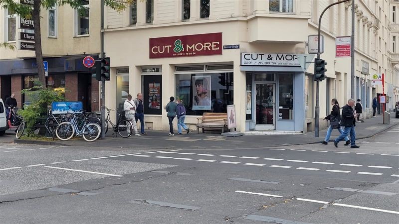 Neusser Str. 201/li.