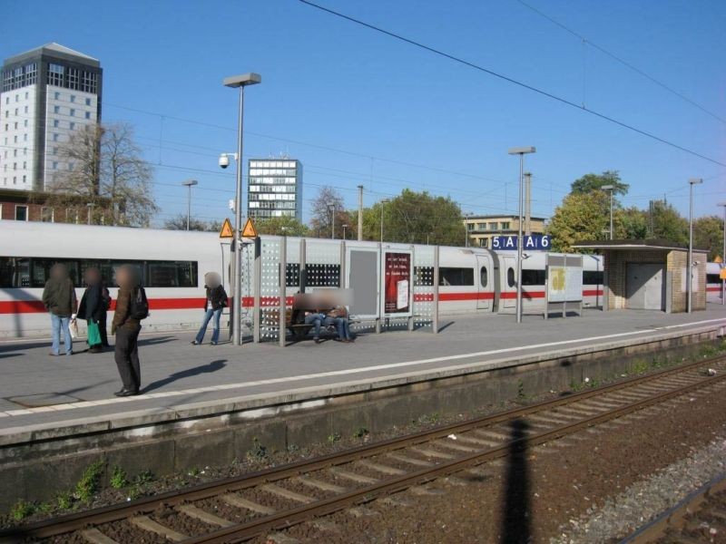 Hbf, Bstg., Gleis 6, 4. Sto.
