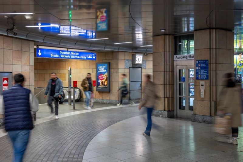 U-Bf Reinoldikirche,VTE,Ri. Dorstfeld, re.,Sto2