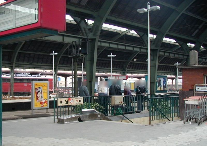 Hbf, Gepäckbstg.,Sicht Gleis 8