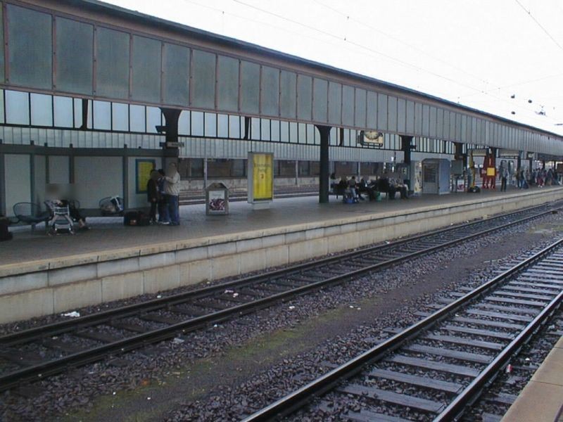 Hbf, Bstg., Gl. 12, 1. Sto.