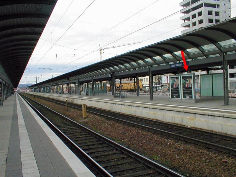 Hbf, Bstg., Gleis 3, 6. Sto.