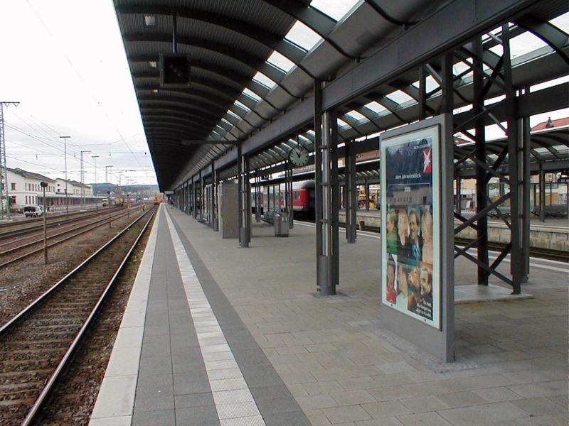 Hbf, Bstg., Gleis 5, 4. Sto.