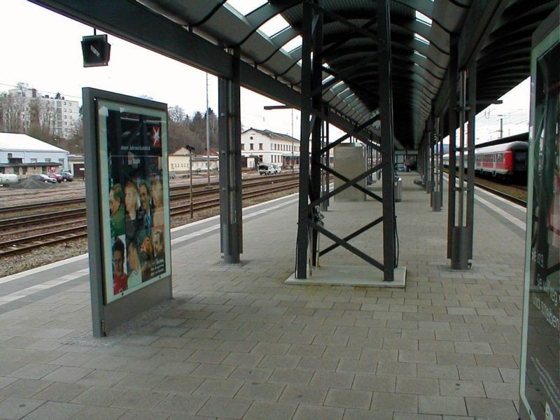 Hbf, Bstg., Gleis 5, 4. Sto., RS