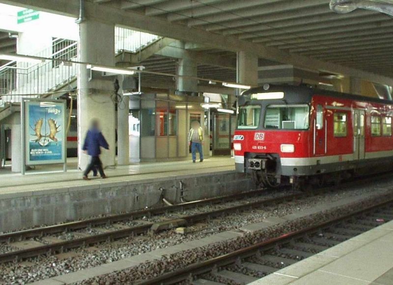 Hbf, Bstg., Gleis 2, 2. Sto.