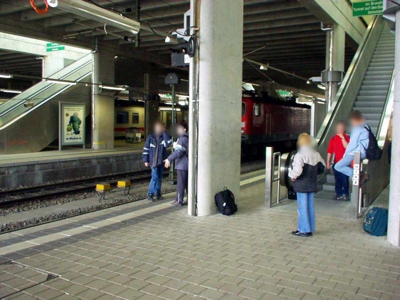 Hbf, Bstg., Gleis 5, 1. Sto.