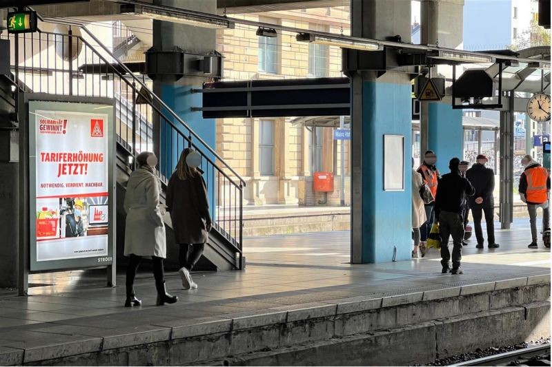 Hbf, Bstg., Gleis 3, 2. Sto.