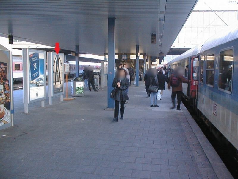 Hbf, Bstg., Gleis 8a, 1. Sto.