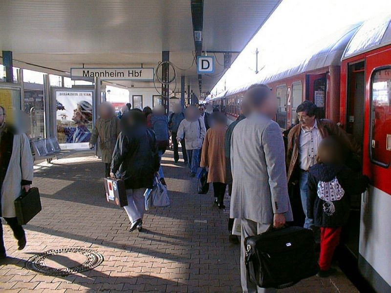 Hbf, Bstg., Gleis 4, 1. Sto.