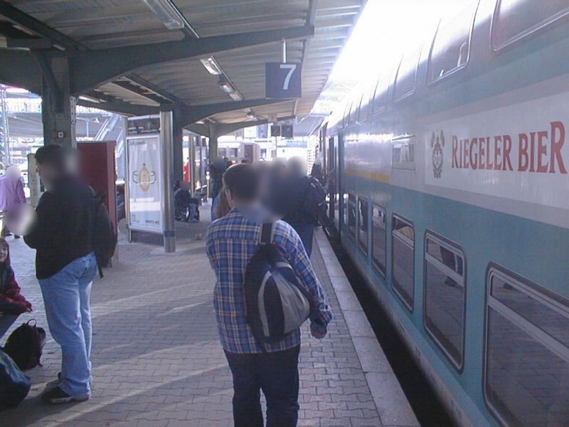 Hbf, Bstg., Gleis 6, 1. Sto.