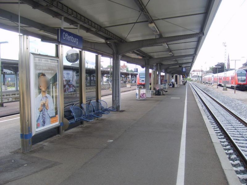 Hbf, Bstg., Gleis 3, 1. Sto.