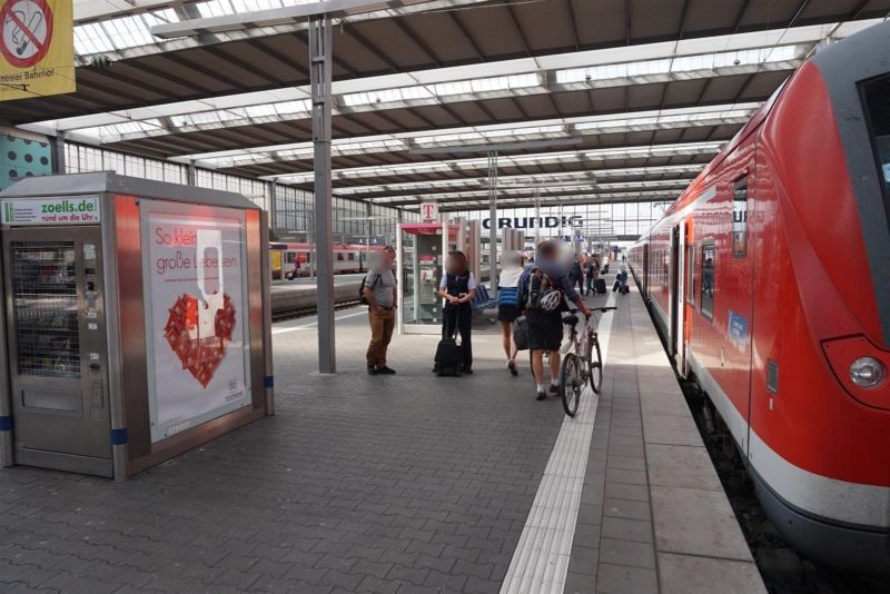 Hbf, Bstg., Gl. 17, Automat