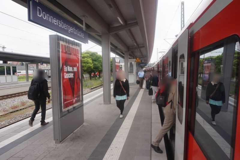 S-Bf Donnersbergerbrücke, Bstg., Gl. 1, 2.Sto.