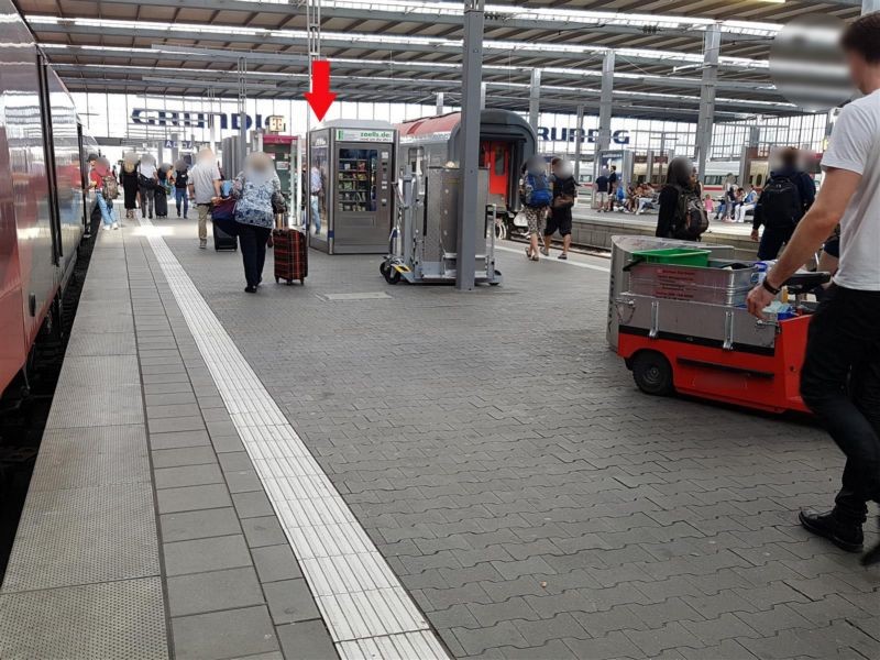 Hbf, Bstg., Gl. 12,Automat