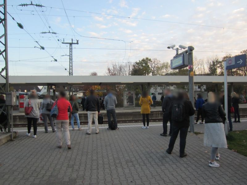 S-Bf Puchheim, Bstg., Gleis 2