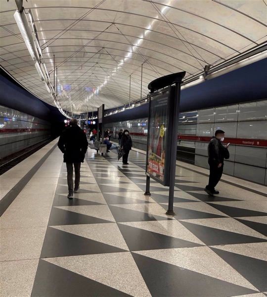 Hasenbergl/U-Bahnsteig