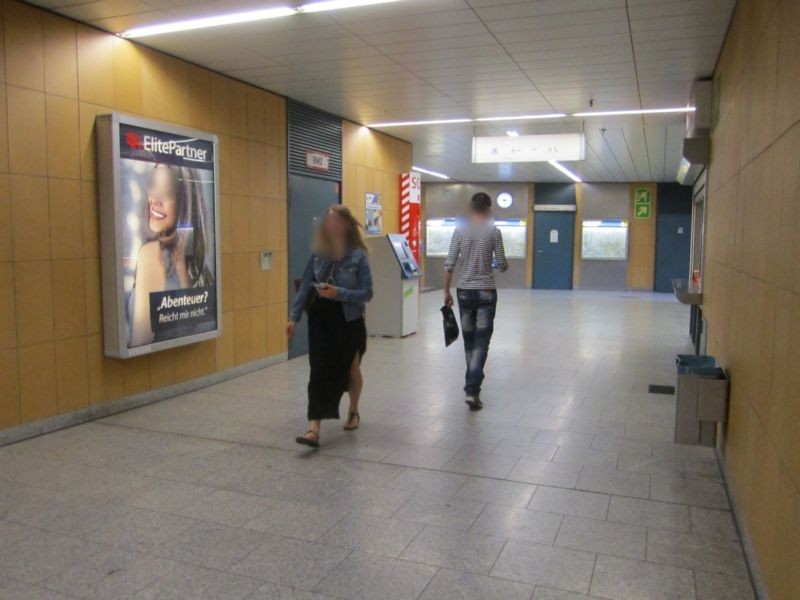 Mangfallplatz Ausg. Naupliastr.