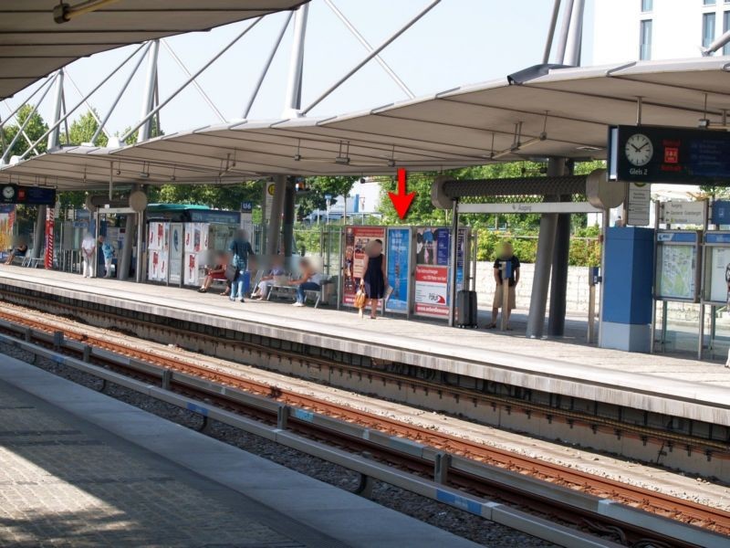 GARCHING-HOCHBRÜCK / U-Bahnsteig GL 2/Sto. 2.2