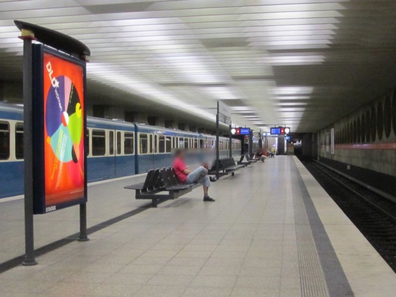 Olympiazentrum/Bahnsteig Gleis 1 Süd