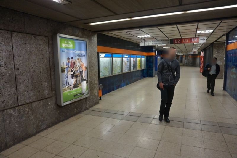 Scheidplatz Untergeschoss Ausg. Nord geg. Rolltr.