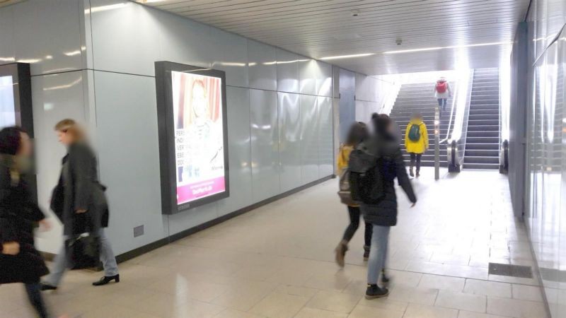 Max-Weber-Platz/UG Ost-Ausgang Einsteinstr.