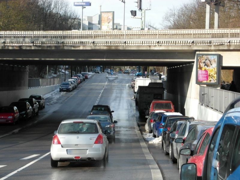 Aubinger Str. DB Brücke saw. re.