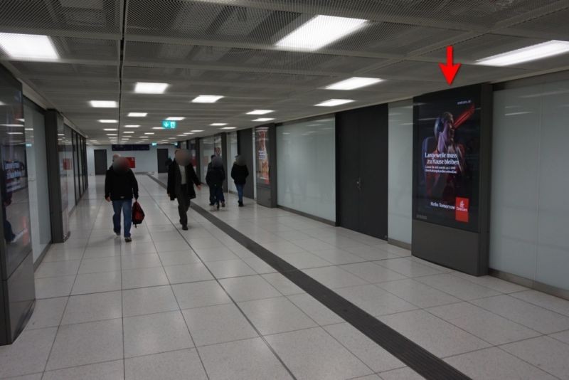 Hbf 1.UG S-Bahn Ri. Ausg. Starnberger Bf. rechts 5