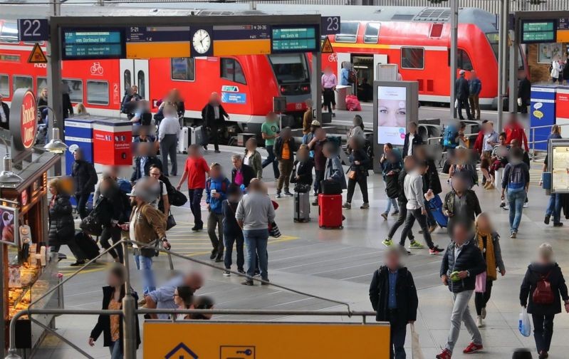 Hbf, Quer-Bstg., Gleisende Gleis 23