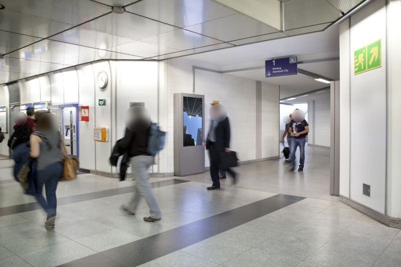 S-Bf Feldmoching, Zw.-Ebene, Aufg. zur S-Bahn, li.