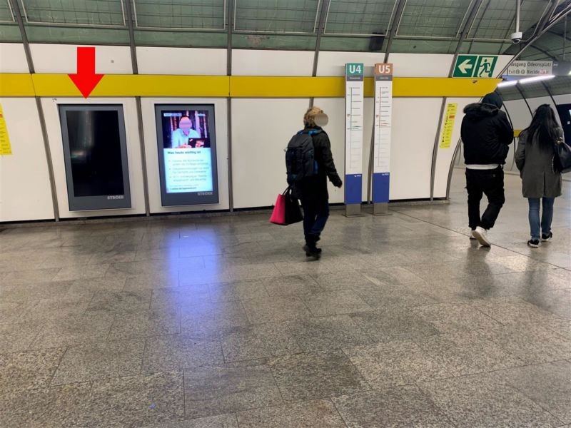 U-Bf Odeonspl.Bstg.U4/U5,geg.Rolltr.Th-Str.li.