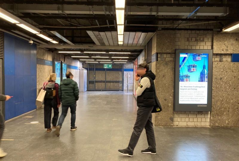 U-Bf Universität, UG1, Ausg. Ludwigskirche ES