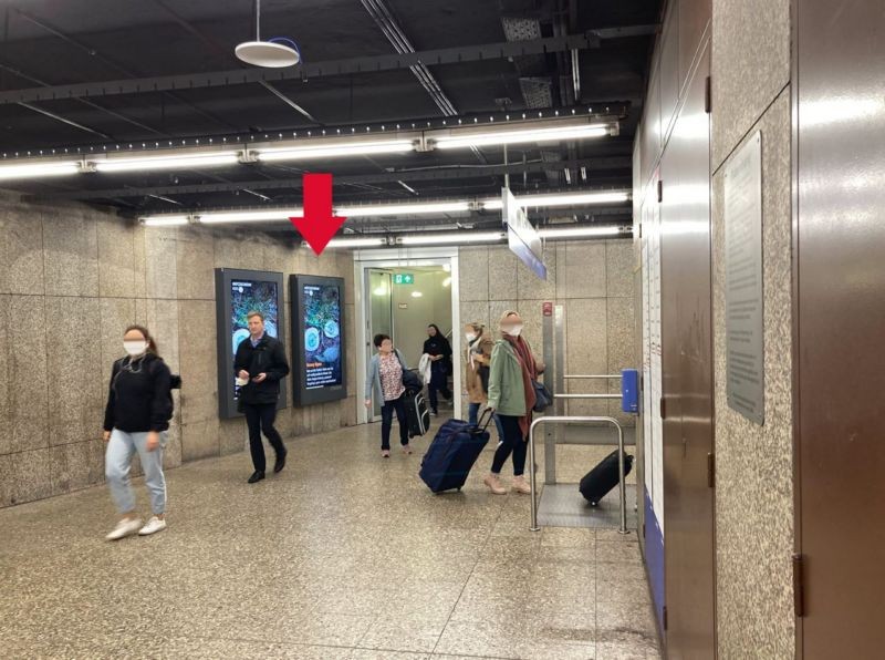 U-Bf Hbf, Zw-Eb. geg. Treppen, 4. Sto re.