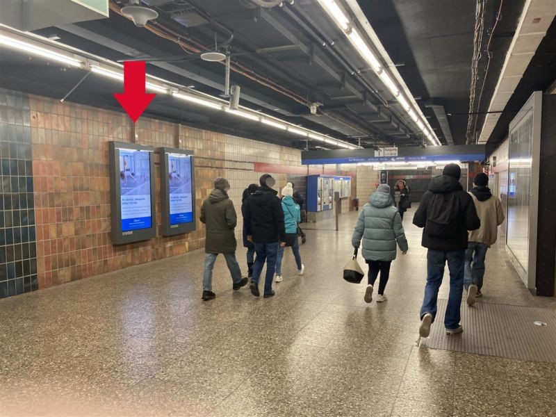 U-Bf Fraunhoferstr., V-Ebene Ost, Durchg. li.